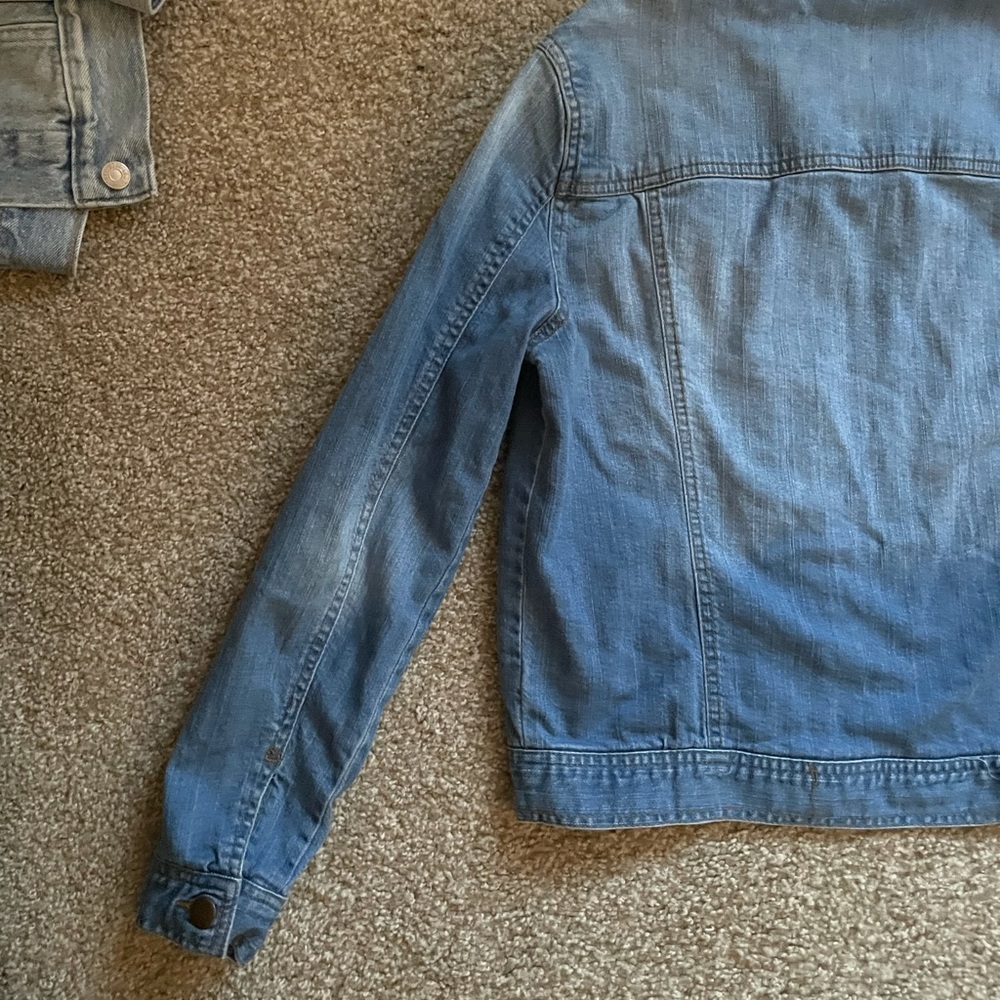 Jean jacket - Picture 8 of 11